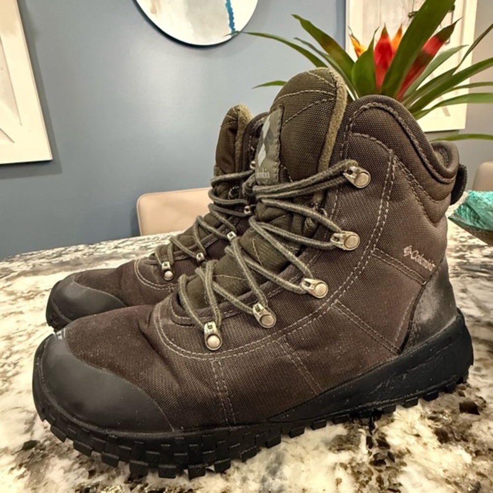 Columbia Fairbanks Lace Boots men’s size 8.5